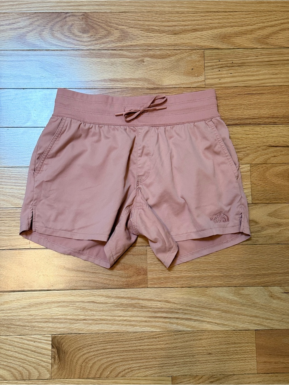 The North Face Women’s Dusty Rose Athletic Shorts - size XS